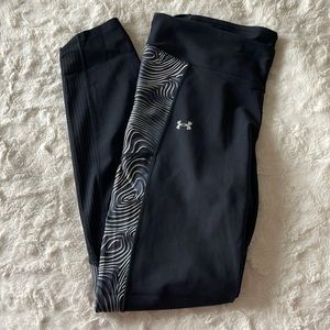 Under Armor black leggings